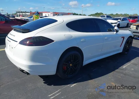 2011 Porsche Panamera 4S z USA, uszkodzony, nr VIN WP0AB2A74BL061682